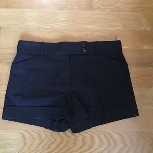 Black Bermuda short